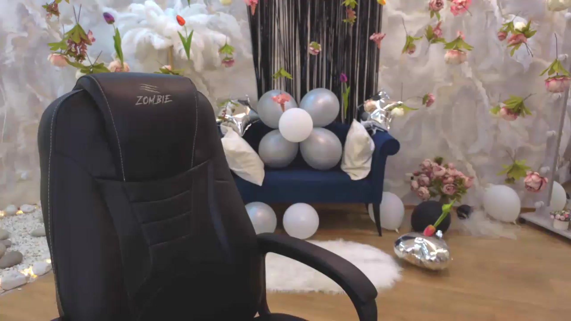 Gallery image thumbnail from Milim_Nava's myfreecams stream on, 08/06/2026, 13:14 image 16 of 20