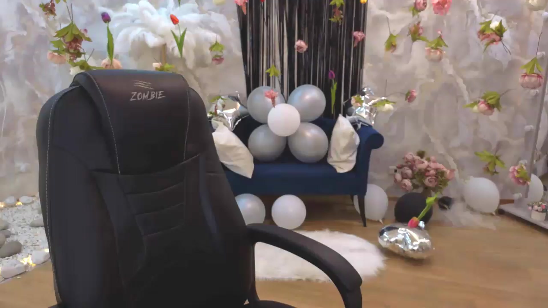 Gallery image thumbnail from Milim_Nava's myfreecams stream on, 08/06/2026, 13:14 image 17 of 20