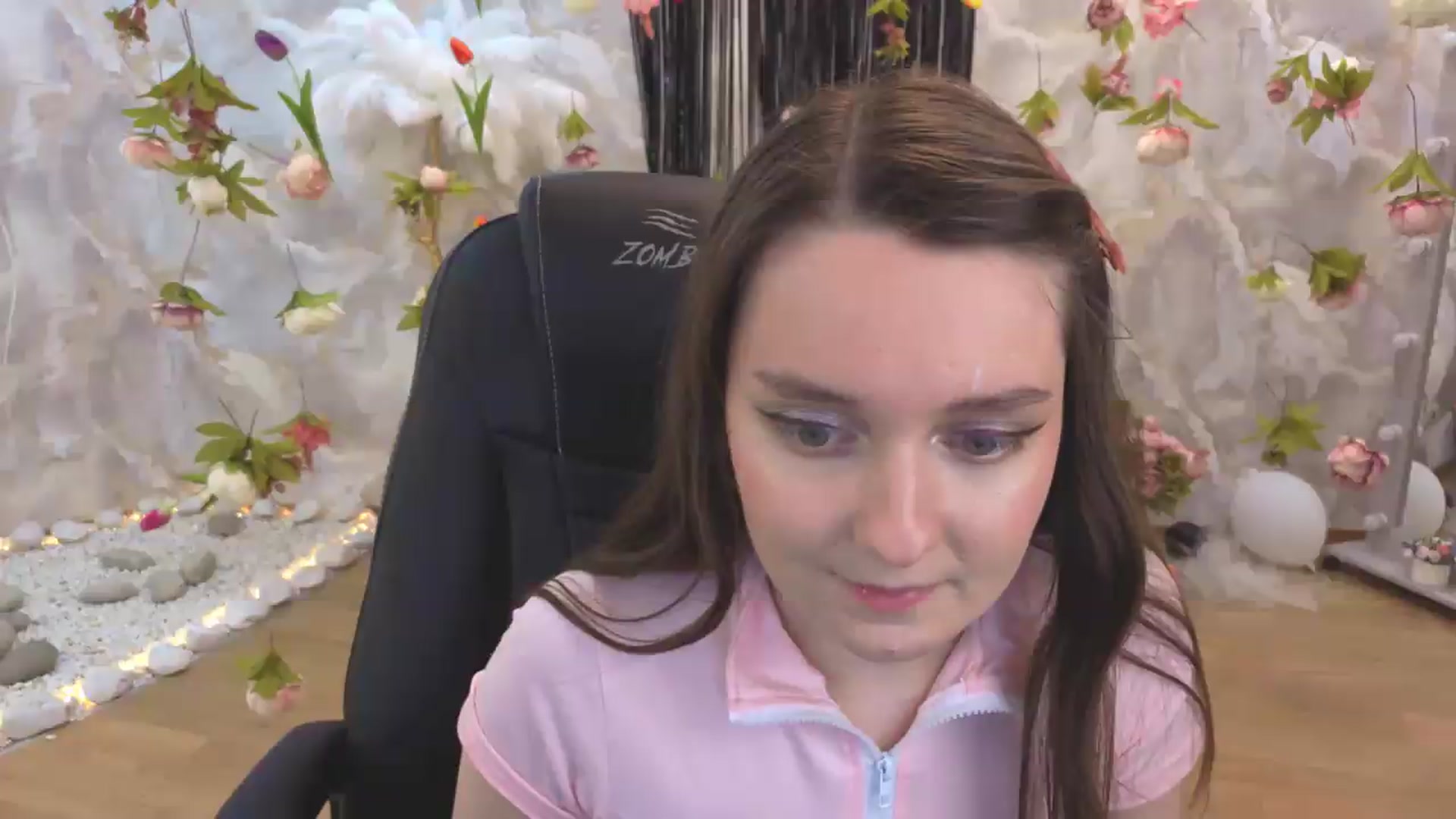 Gallery image thumbnail from Milim_Nava's myfreecams stream on, 08/06/2026, 13:14 image 6 of 20