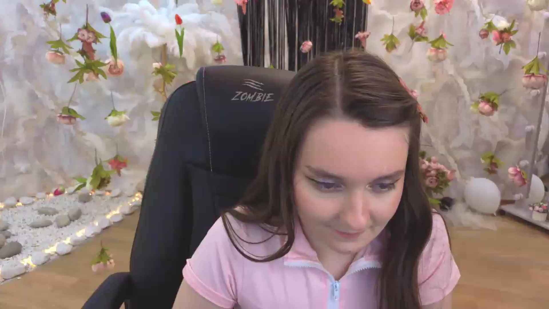 Gallery image thumbnail from Milim_Nava's myfreecams stream on, 08/06/2026, 13:14 image 13 of 20