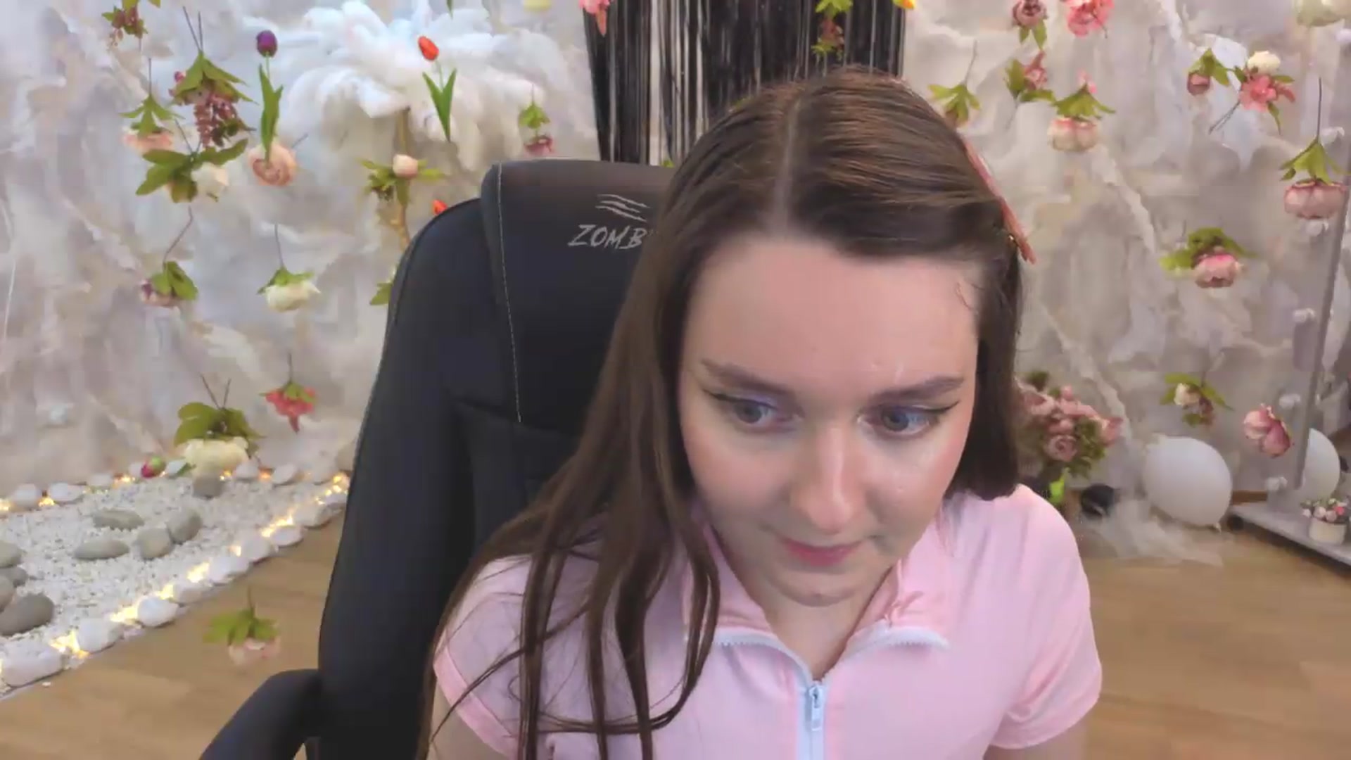 Gallery image thumbnail from Milim_Nava's myfreecams stream on, 08/06/2026, 13:14 image 15 of 20