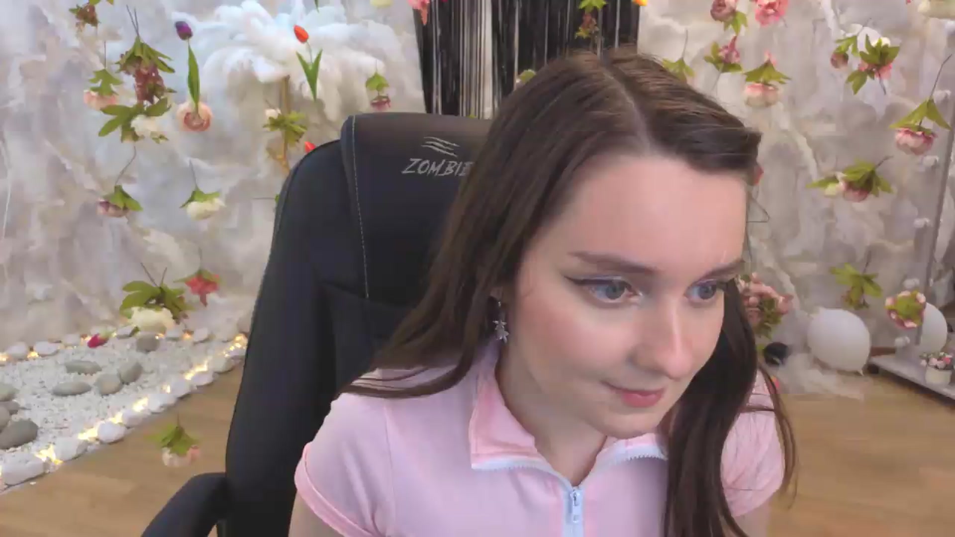 Gallery image thumbnail from Milim_Nava's myfreecams stream on, 08/06/2026, 13:14 image 5 of 20