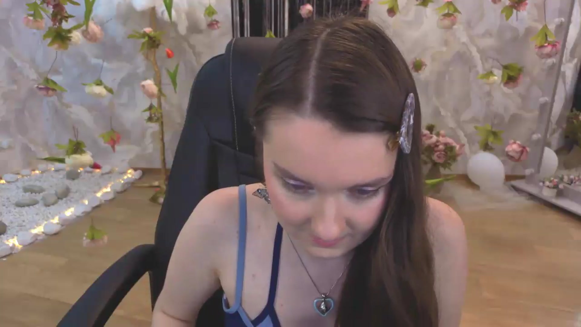 Gallery image thumbnail from Milim_Nava's myfreecams stream on, 08/08/2026, 20:56 image 18 of 20