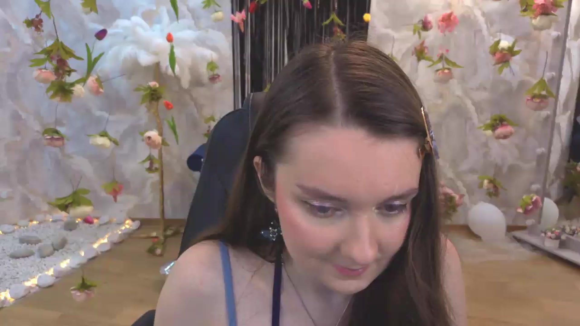 Gallery image thumbnail from Milim_Nava's myfreecams stream on, 08/08/2026, 20:56 image 7 of 20