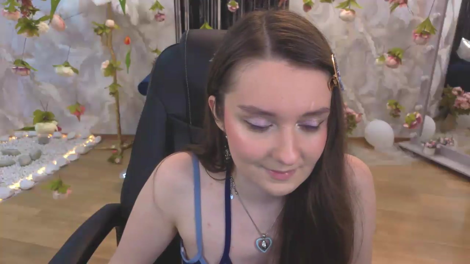 Gallery image thumbnail from Milim_Nava's myfreecams stream on, 08/08/2026, 21:56 image 13 of 20