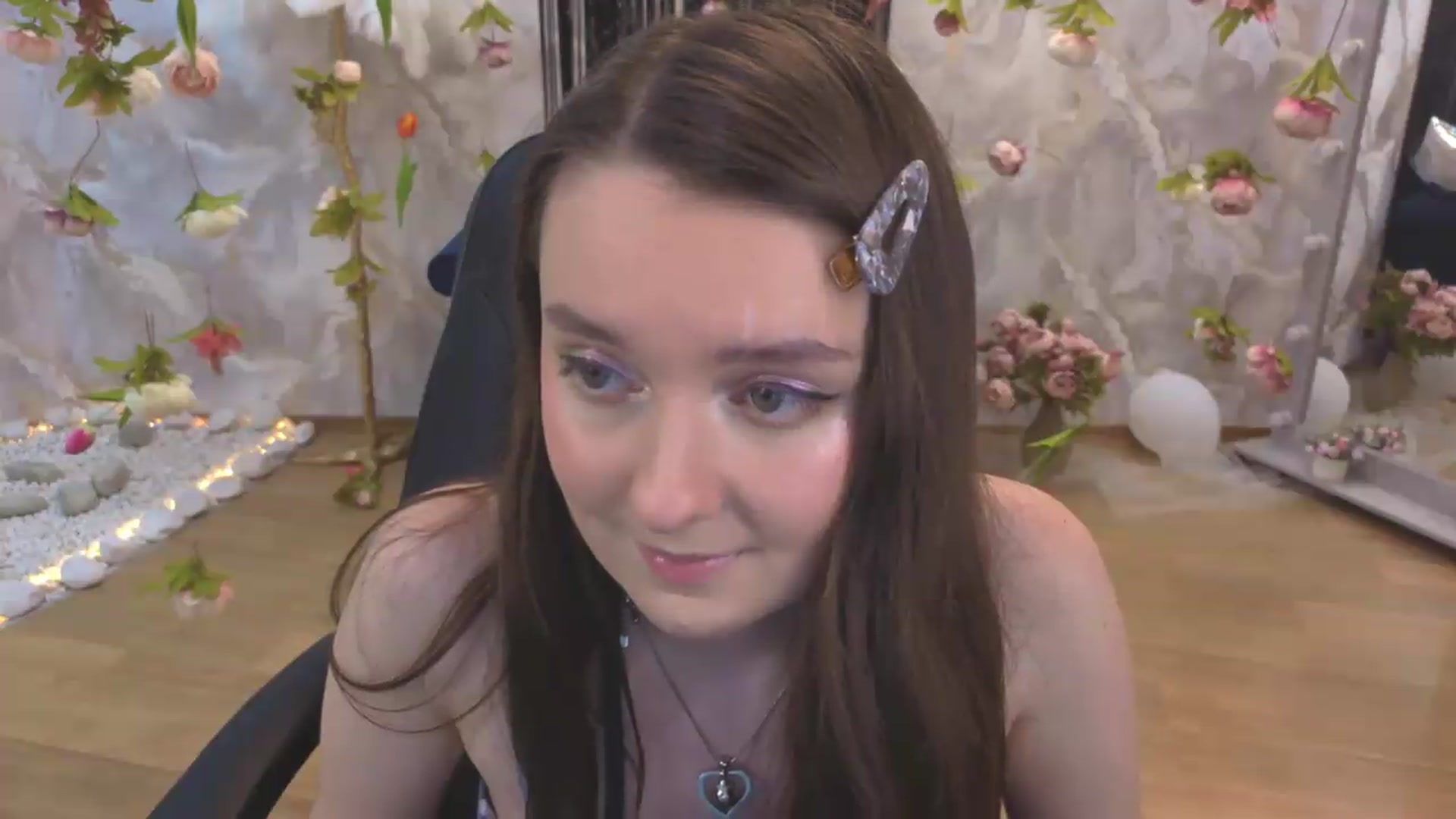 Gallery image thumbnail from Milim_Nava's myfreecams stream on, 08/08/2026, 21:56 image 7 of 20