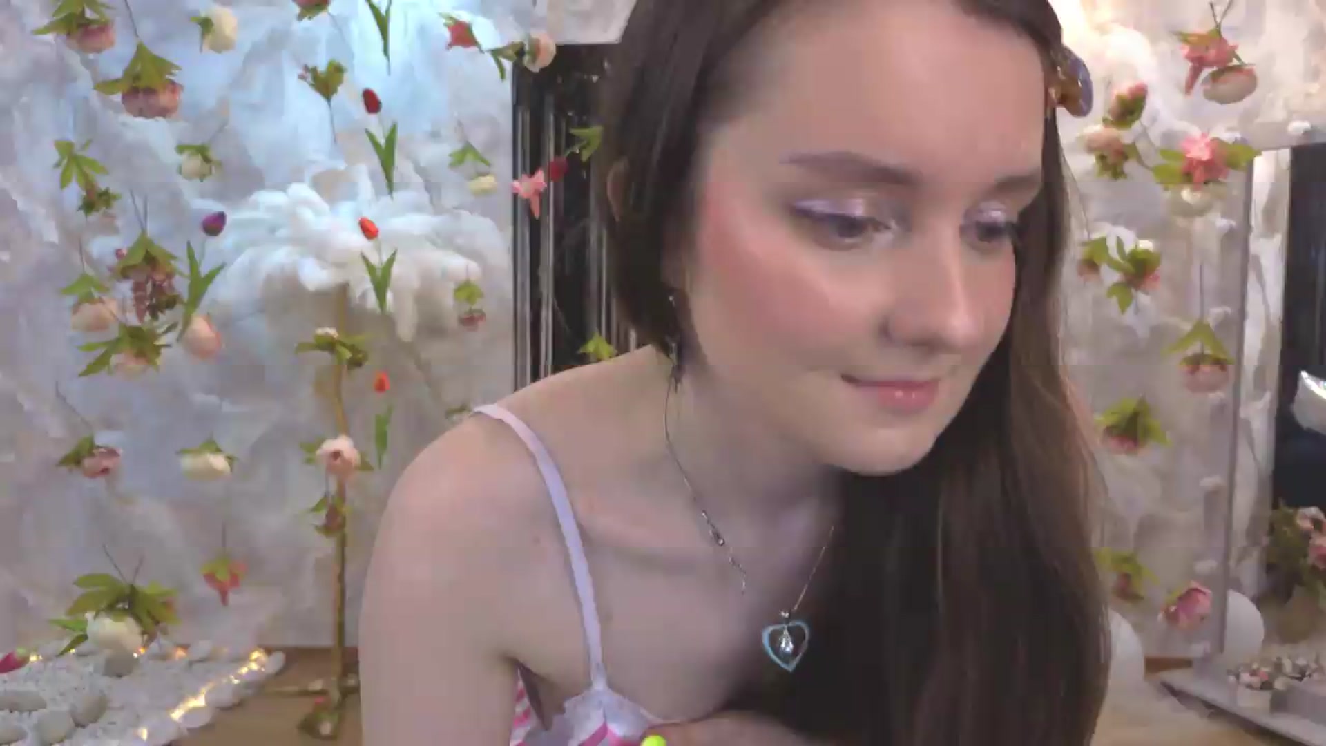 Gallery image thumbnail from Milim_Nava's myfreecams stream on, 08/08/2026, 22:56 image 6 of 20