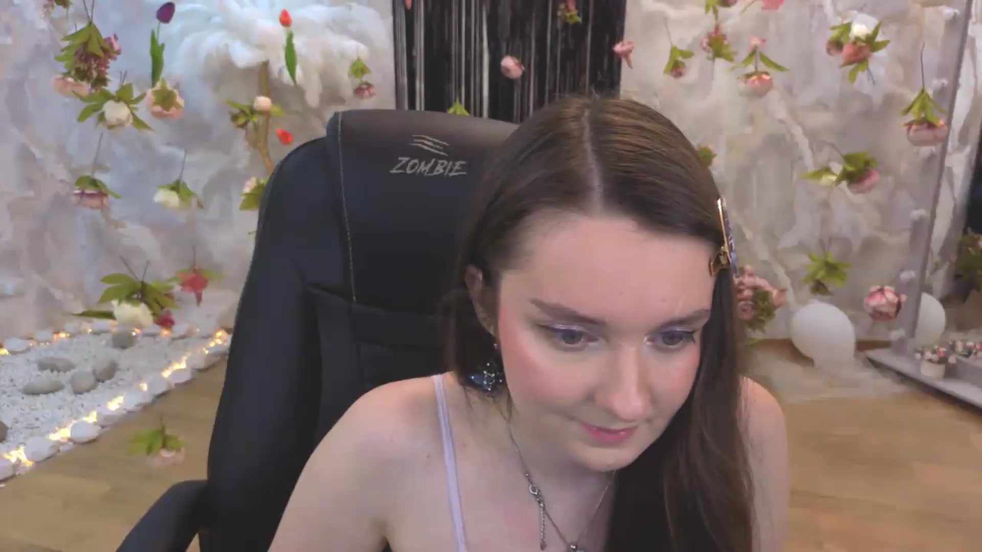 Gallery image thumbnail from Milim_Nava's myfreecams stream on, 08/08/2026, 22:56 image 12 of 20