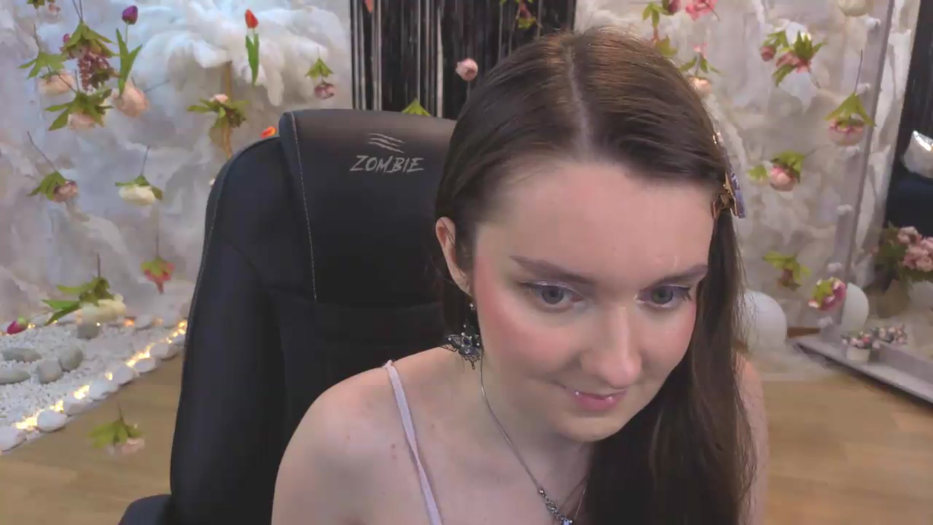 Gallery image thumbnail from Milim_Nava's myfreecams stream on, 08/09/2026, 24:03 image 18 of 20
