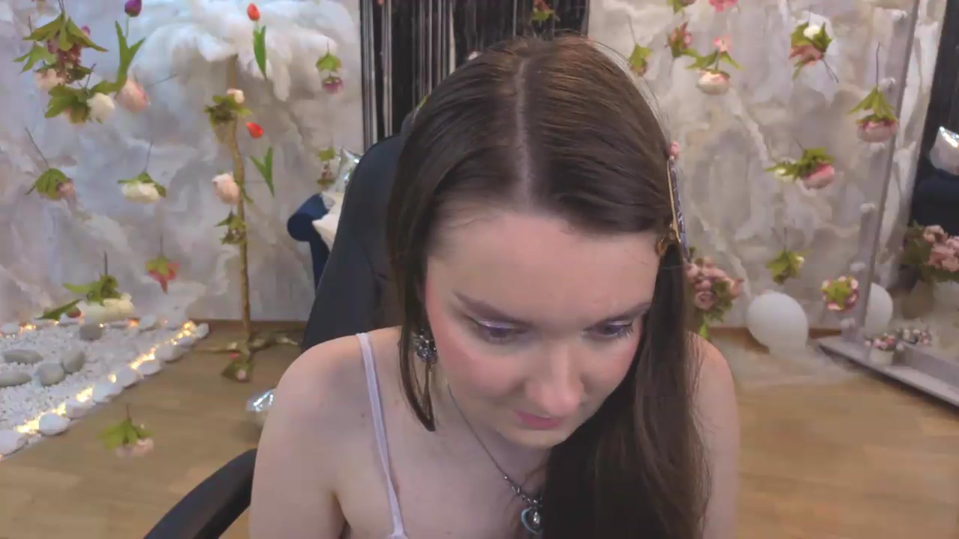Gallery image thumbnail from Milim_Nava's myfreecams stream on, 08/09/2026, 24:03 image 9 of 20