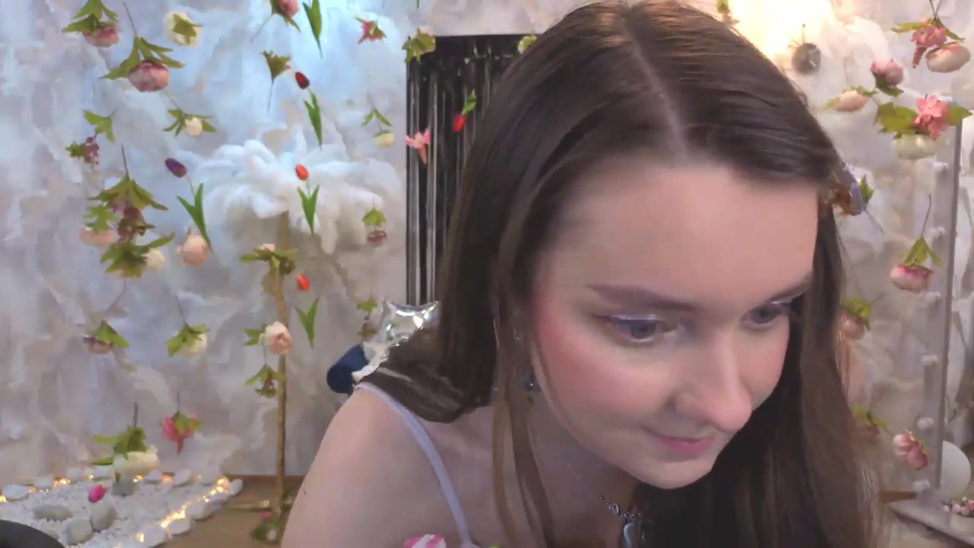 Gallery image thumbnail from Milim_Nava's myfreecams stream on, 08/09/2026, 24:47 image 15 of 20