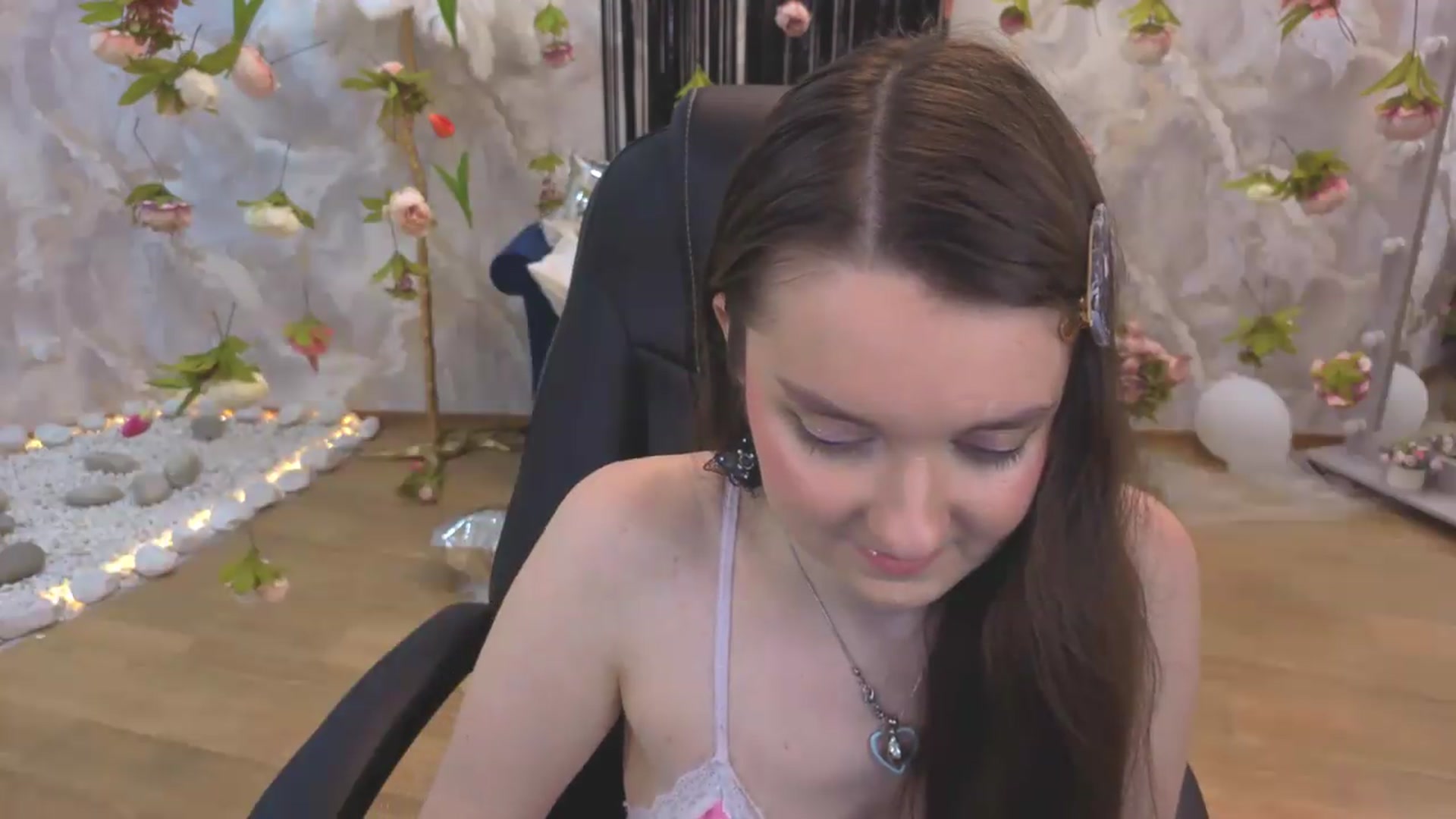 Gallery image thumbnail from Milim_Nava's myfreecams stream on, 08/09/2026, 24:47 image 3 of 20