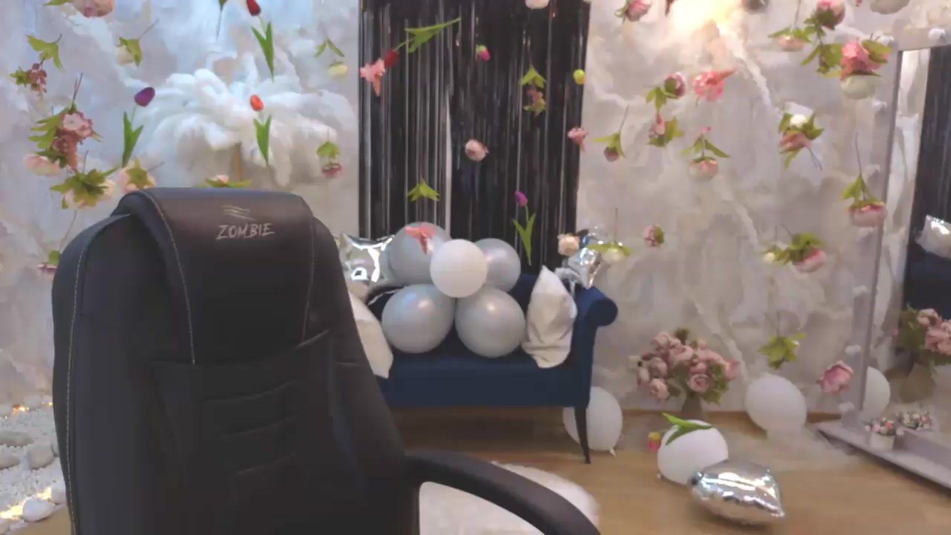 Gallery image thumbnail from Milim_Nava's myfreecams stream on, 08/10/2026, 23:41 image 13 of 20