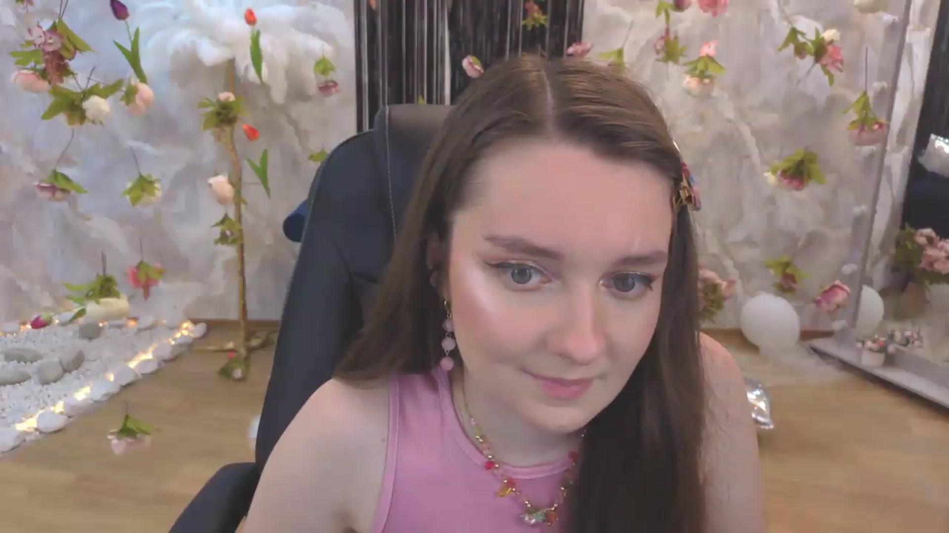Gallery image thumbnail from Milim_Nava's myfreecams stream on, 08/10/2026, 23:41 image 15 of 20