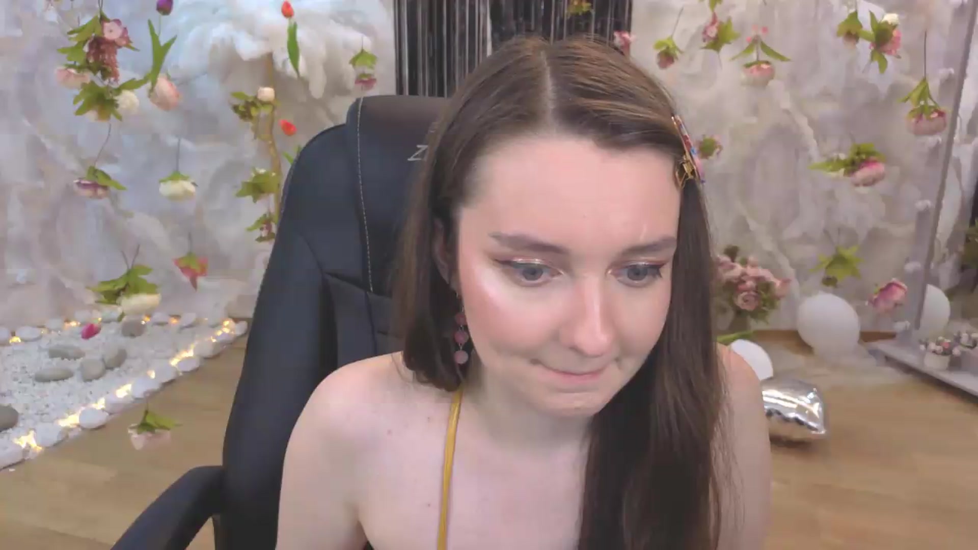 Gallery image thumbnail from Milim_Nava's myfreecams stream on, 08/11/2026, 03:01 image 17 of 20