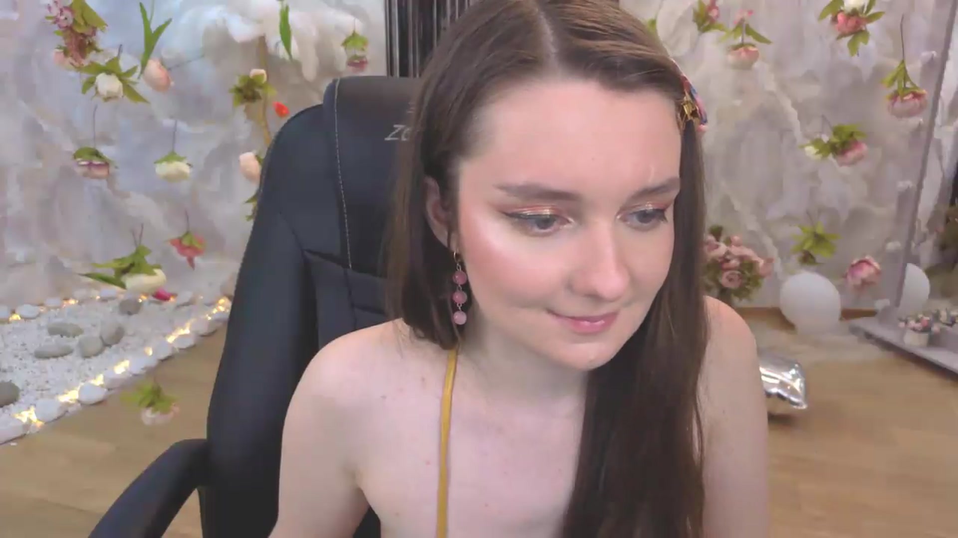 Gallery image thumbnail from Milim_Nava's myfreecams stream on, 08/11/2026, 03:01 image 16 of 20