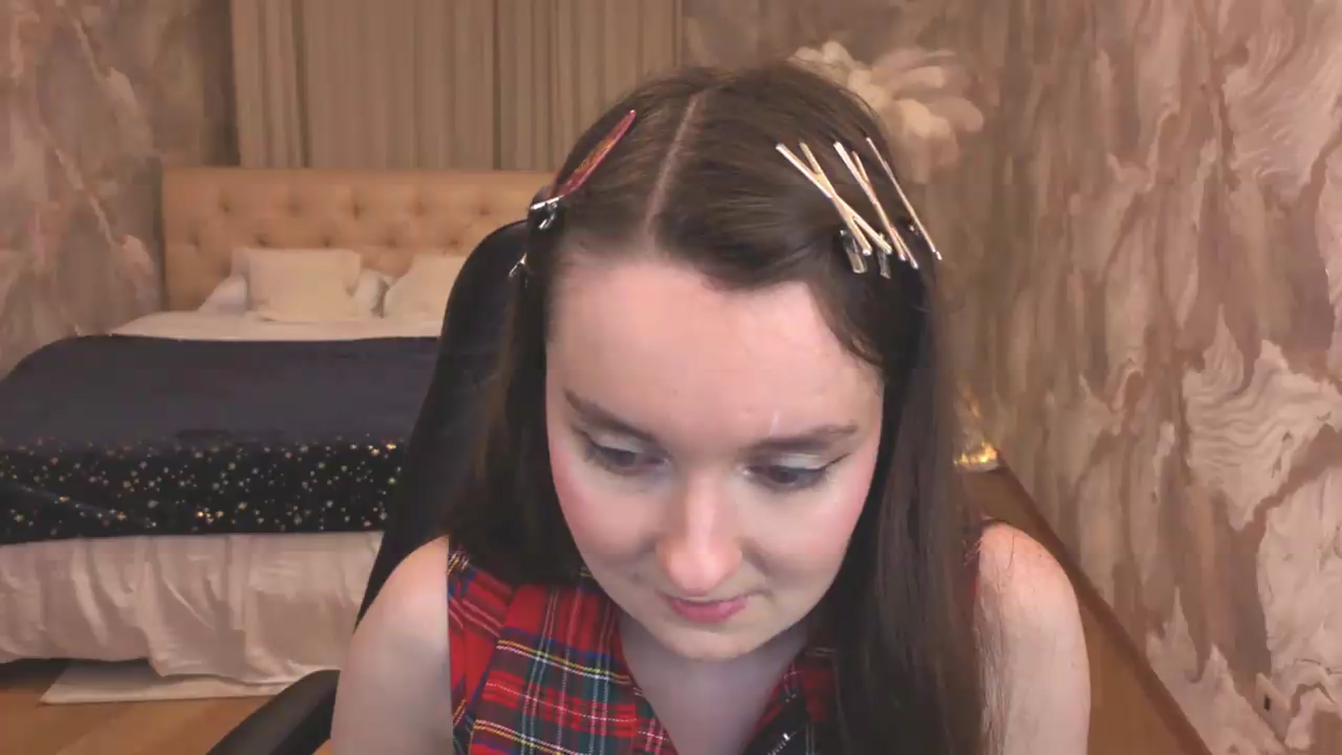 Gallery image thumbnail from Milim_Nava's myfreecams stream on, 09/06/2026, 18:37 image 4 of 20
