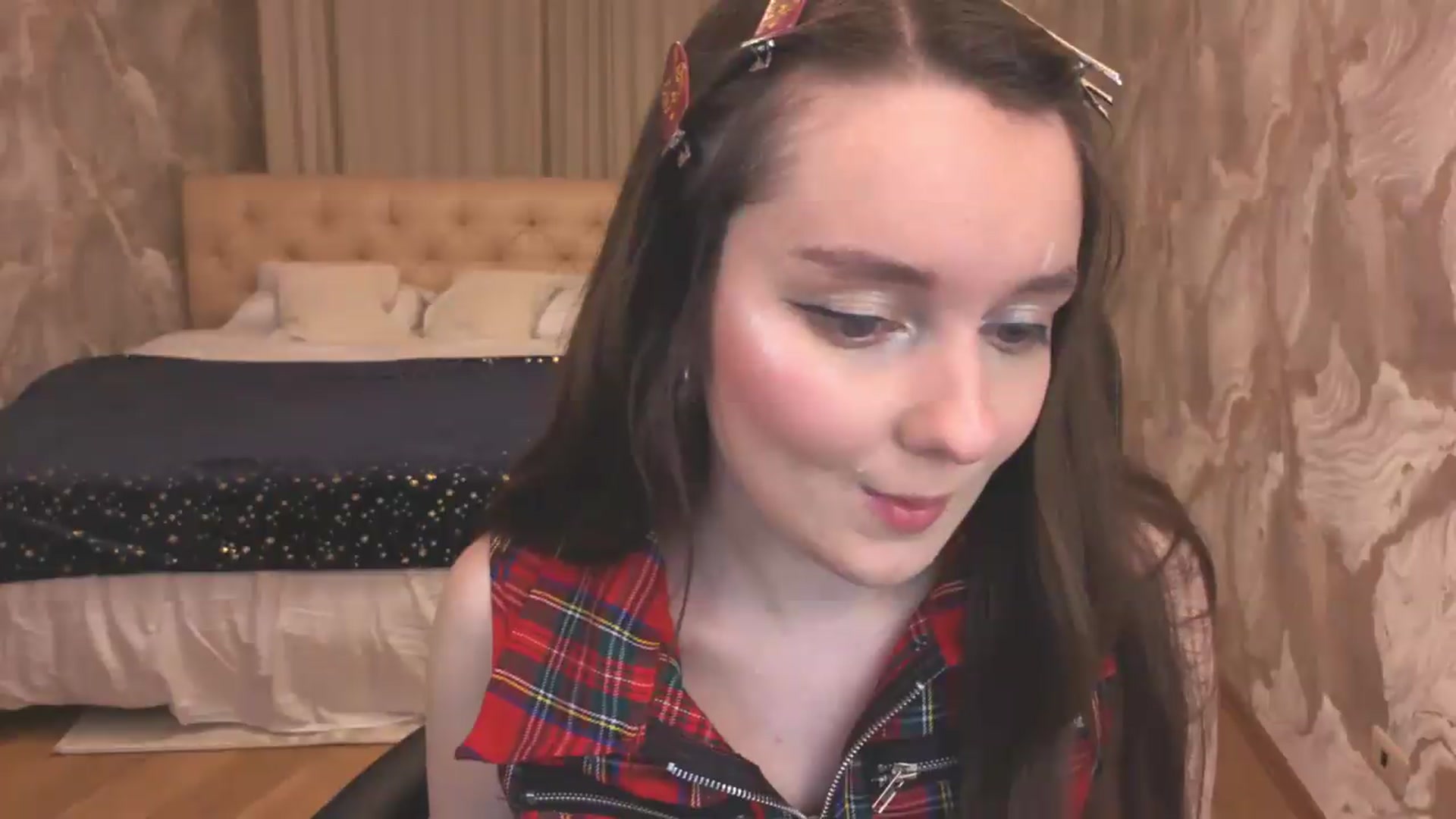 Gallery image thumbnail from Milim_Nava's myfreecams stream on, 09/06/2026, 18:37 image 14 of 20