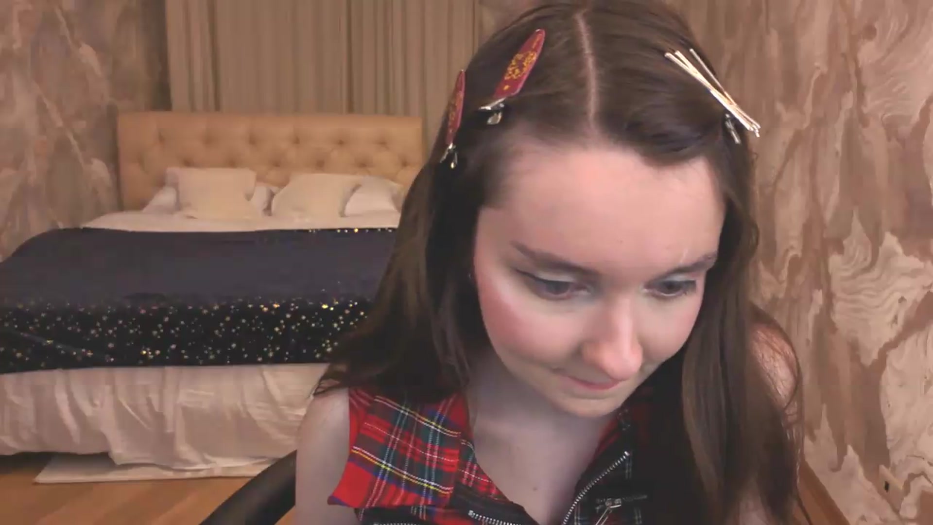 Gallery image thumbnail from Milim_Nava's myfreecams stream on, 09/06/2026, 18:37 image 15 of 20