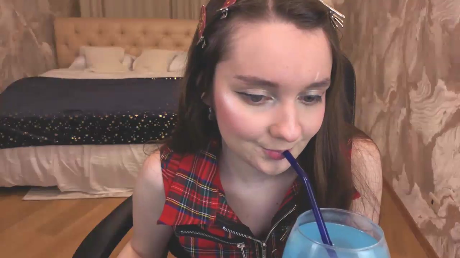 Gallery image thumbnail from Milim_Nava's myfreecams stream on, 09/06/2026, 18:37 image 16 of 20
