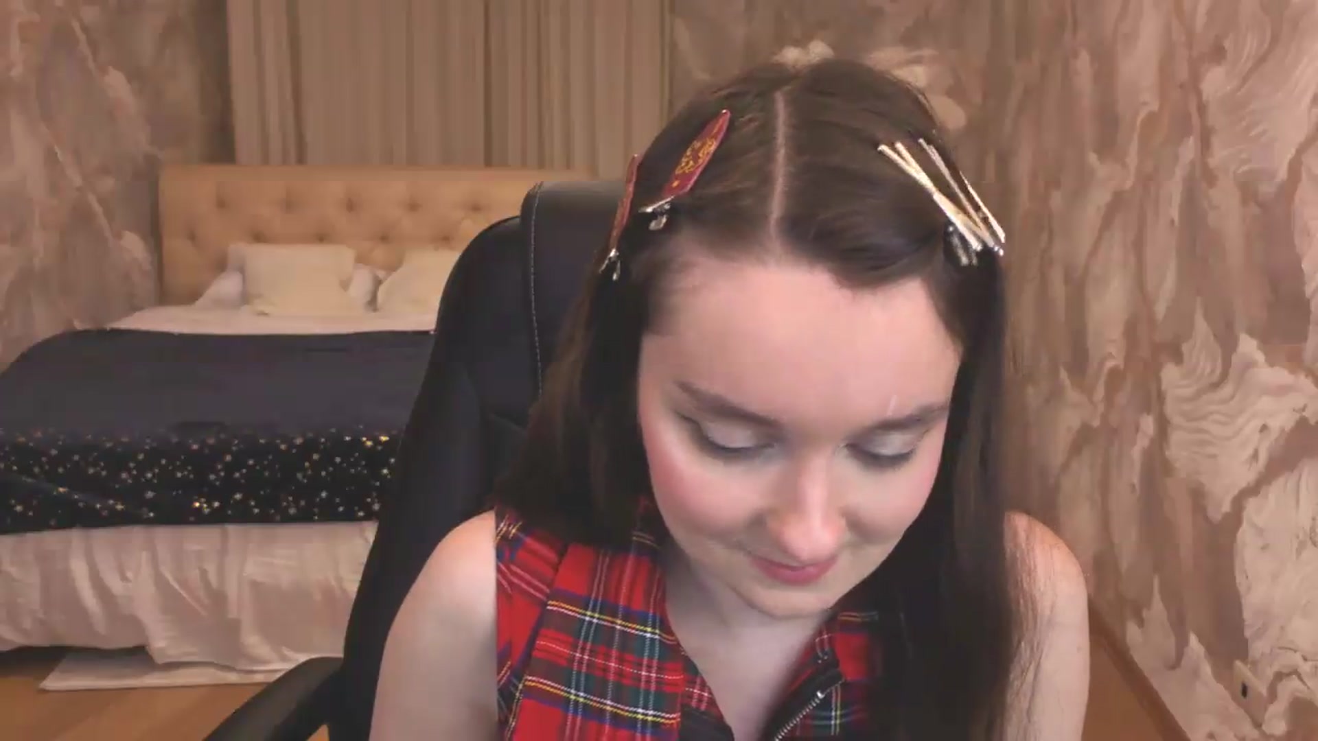 Gallery image thumbnail from Milim_Nava's myfreecams stream on, 09/06/2026, 18:37 image 3 of 20