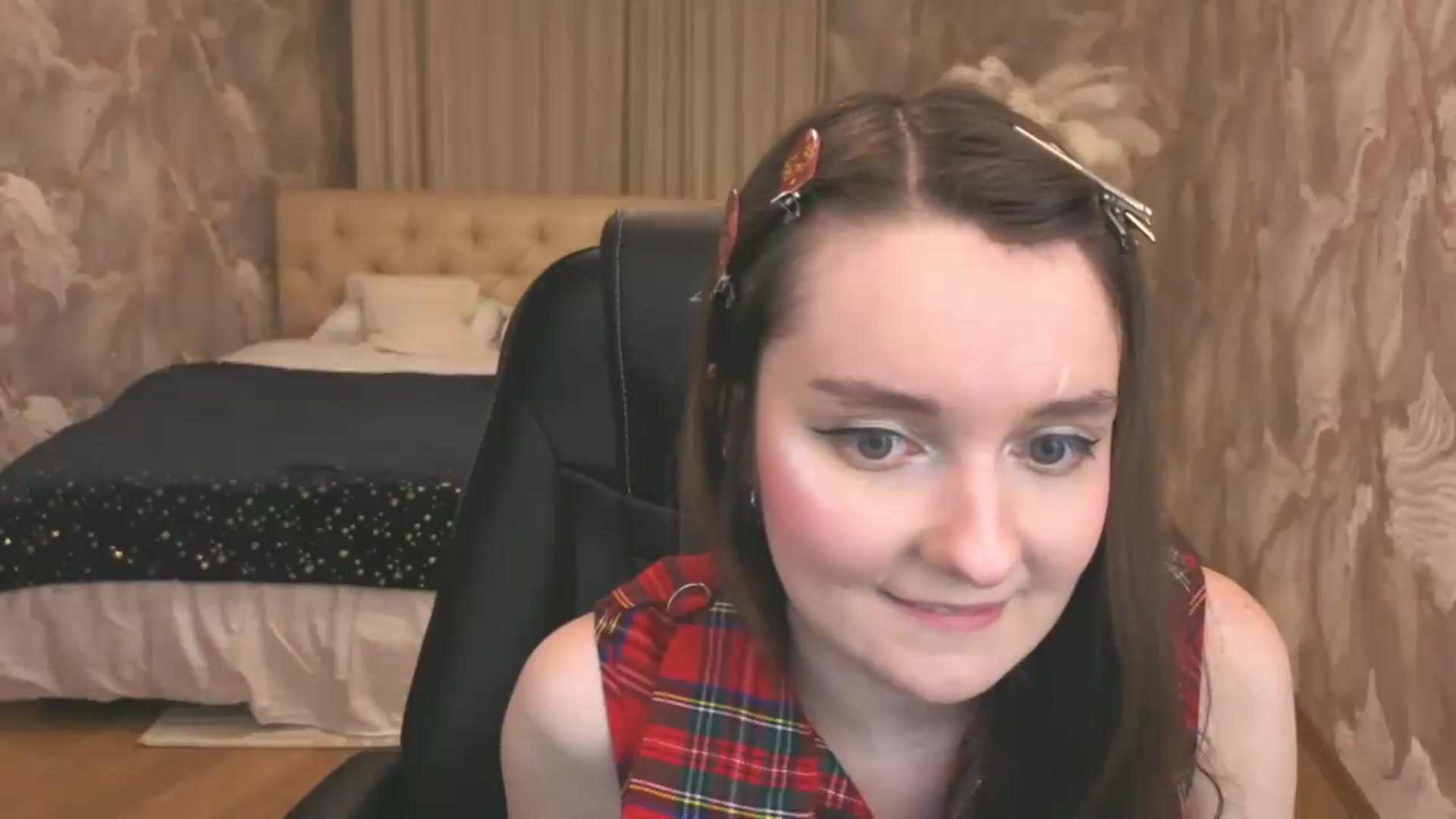 Gallery image thumbnail from Milim_Nava's myfreecams stream on, 09/06/2026, 20:28 image 3 of 20