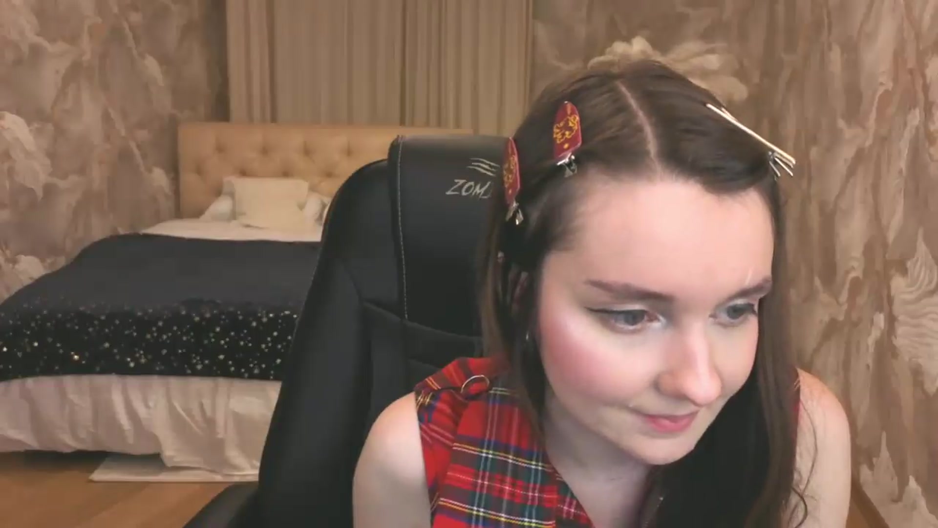 Gallery image thumbnail from Milim_Nava's myfreecams stream on, 09/06/2026, 20:28 image 4 of 20