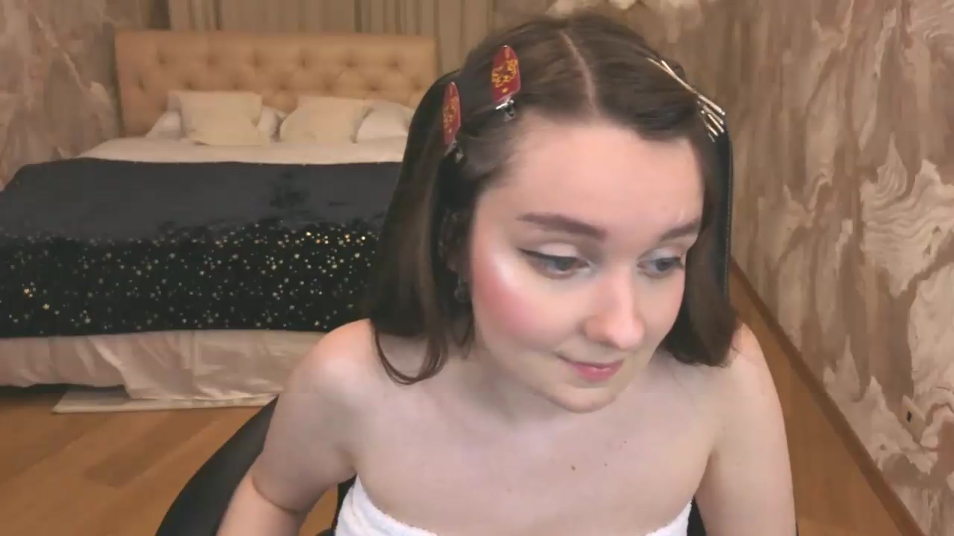 Gallery image thumbnail from Milim_Nava's myfreecams stream on, 09/06/2026, 23:25 image 7 of 20