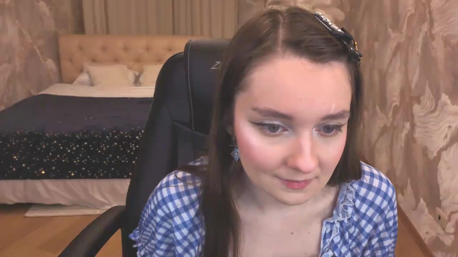 Gallery image thumbnail from Milim_Nava's myfreecams stream on, 09/08/2026, 18:59 image 8 of 20