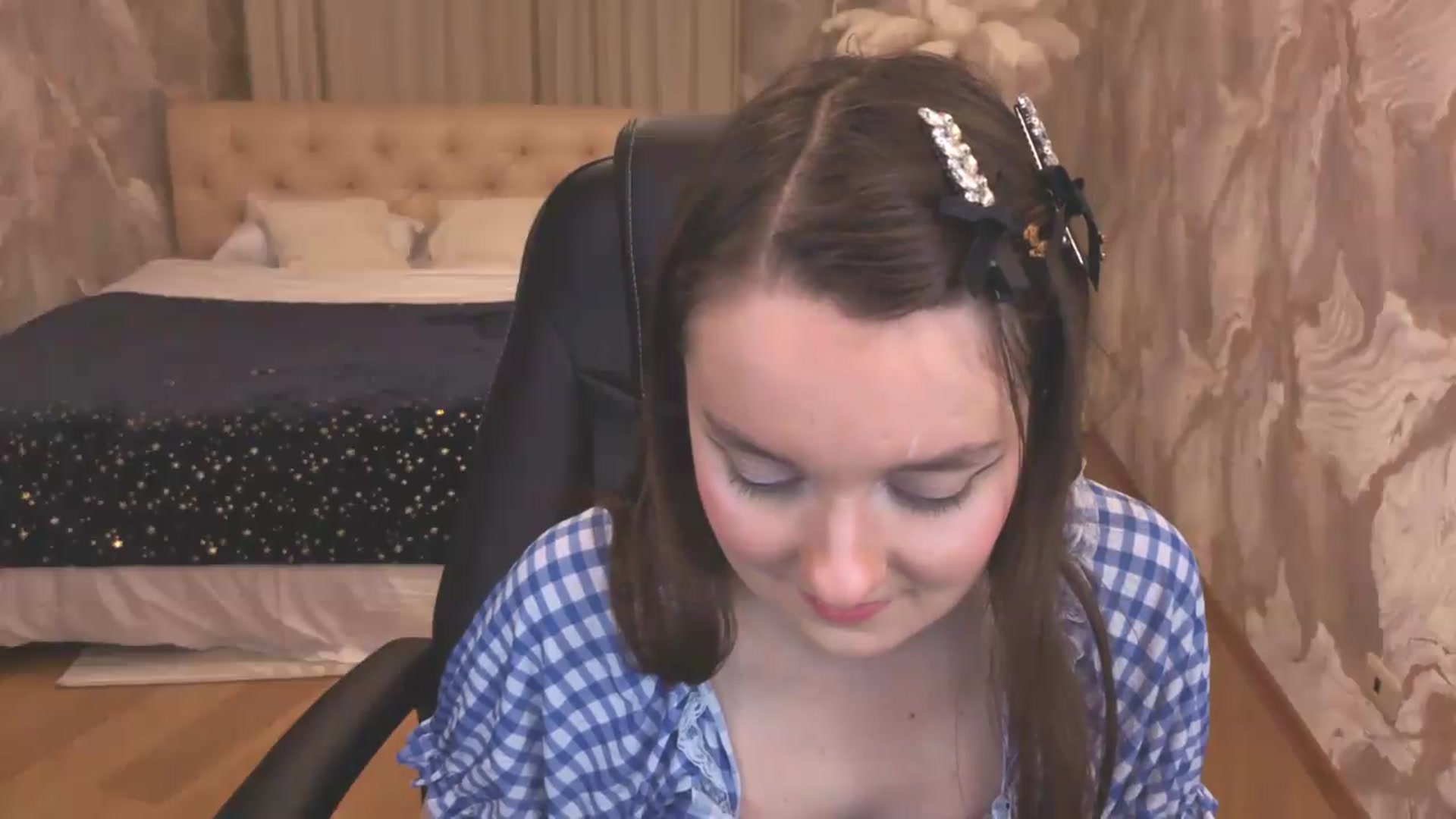 Gallery image thumbnail from Milim_Nava's myfreecams stream on, 09/08/2026, 18:59 image 11 of 20