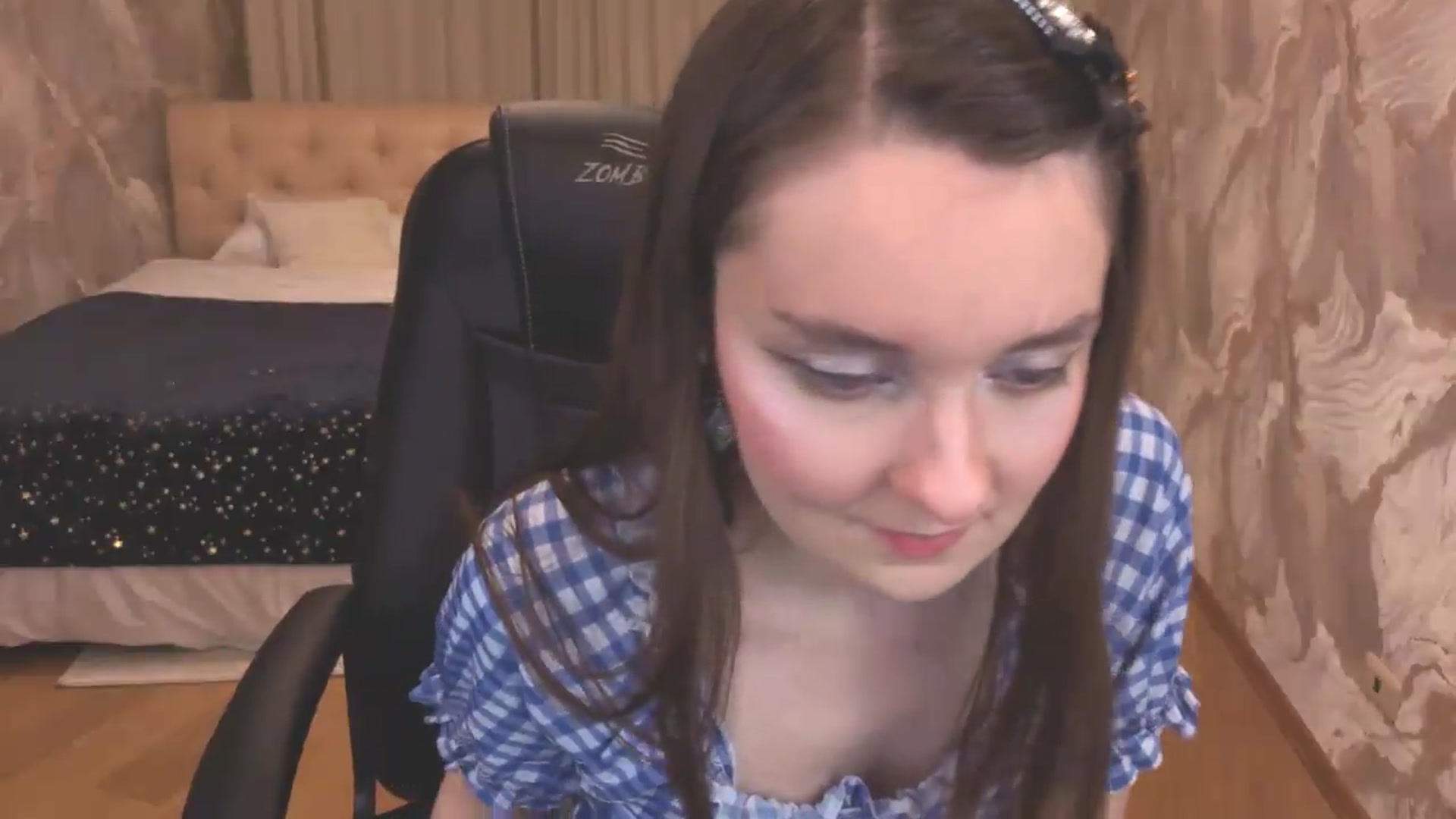 Gallery image thumbnail from Milim_Nava's myfreecams stream on, 09/08/2026, 18:59 image 16 of 20