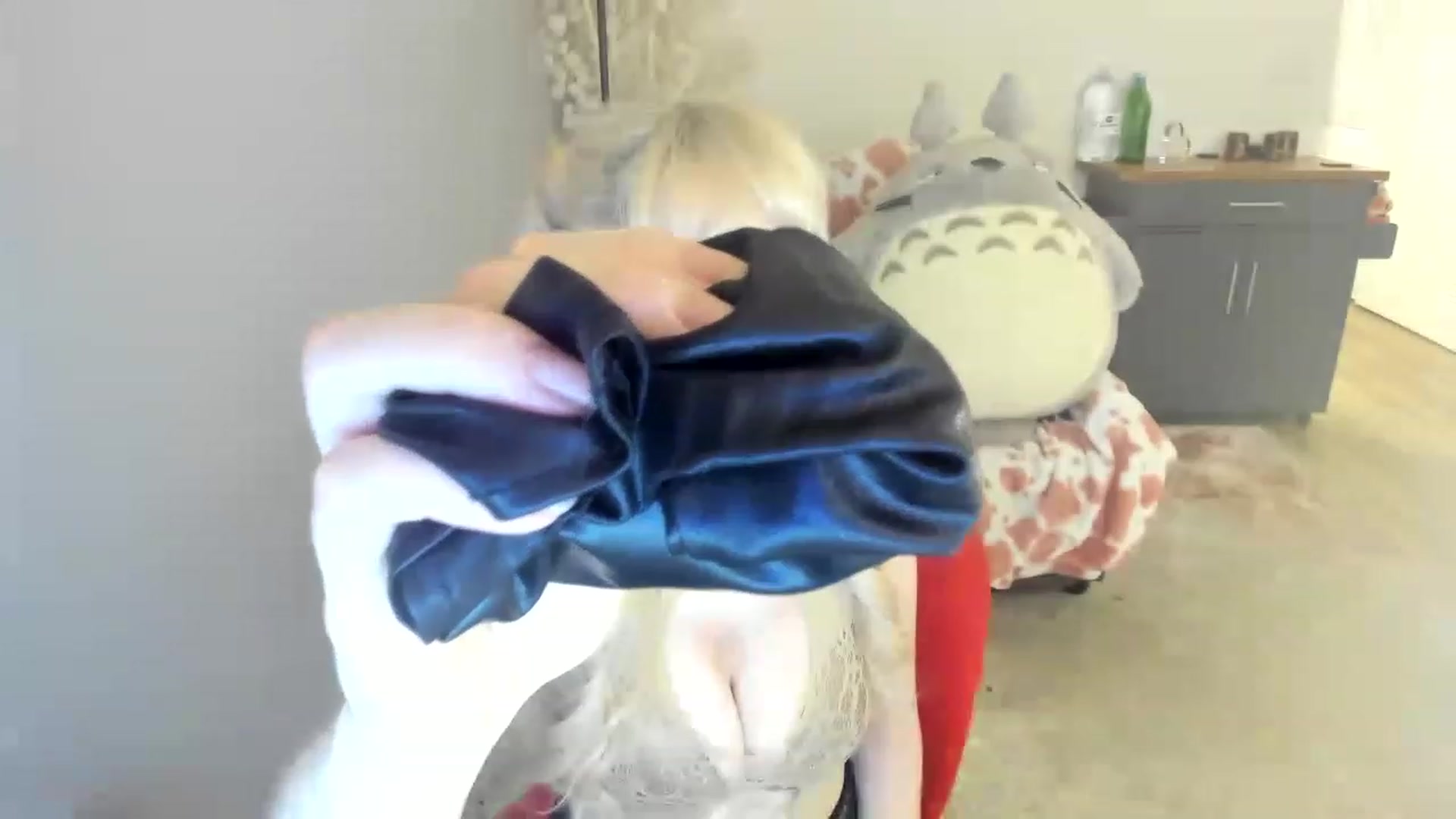 Gallery image thumbnail from MilkCuckDomme's myfreecams stream on, 06/15/2023, 02:28 image 6 of 20