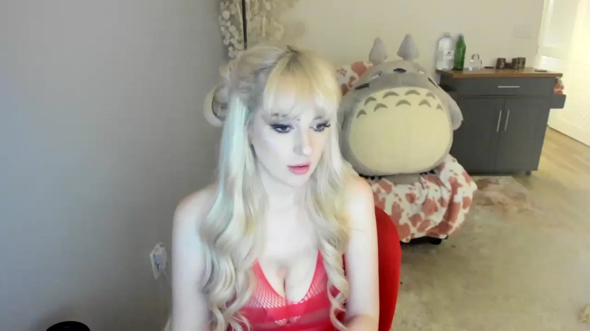 Gallery image thumbnail from MilkCuckDomme's myfreecams stream on, 06/15/2023, 05:46 image 8 of 20