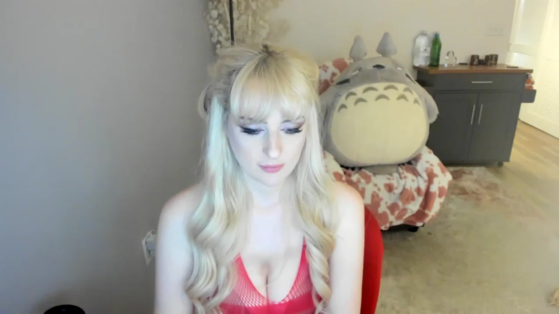 Gallery image thumbnail from MilkCuckDomme's myfreecams stream on, 06/15/2023, 05:46 image 11 of 20