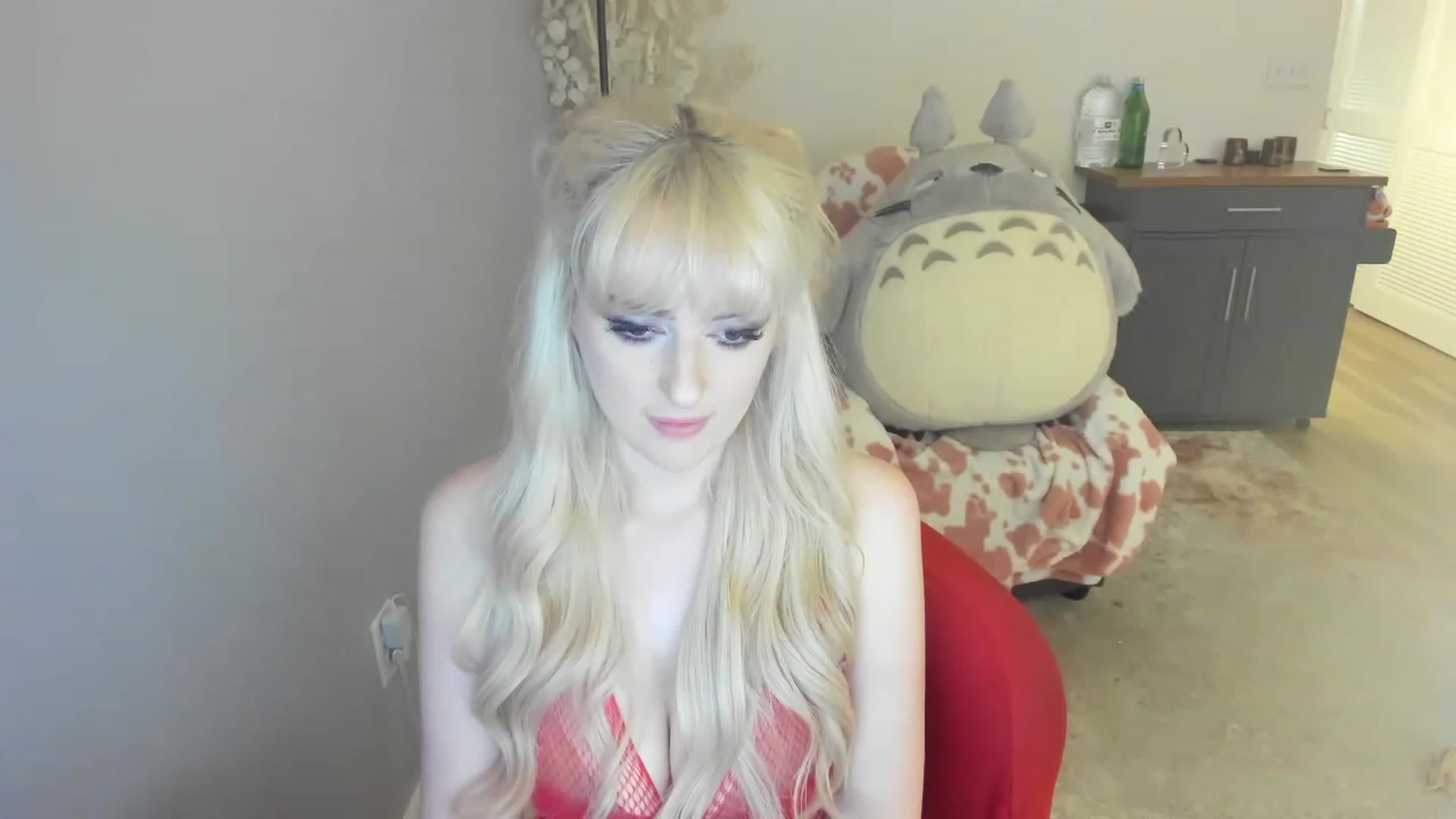 Gallery image thumbnail from MilkCuckDomme's myfreecams stream on, 06/15/2023, 12:42 image 13 of 20