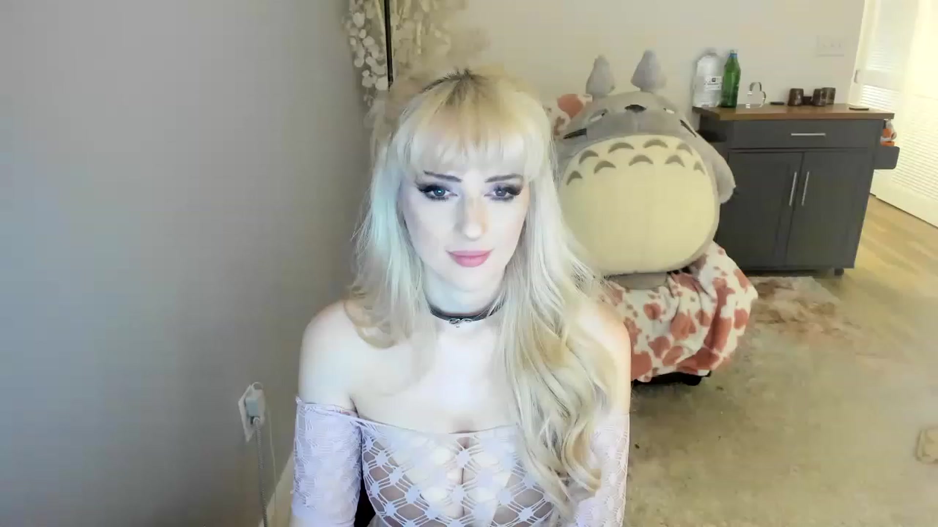Gallery image thumbnail from MilkCuckDomme's myfreecams stream on, 06/16/2023, 04:36 image 12 of 20