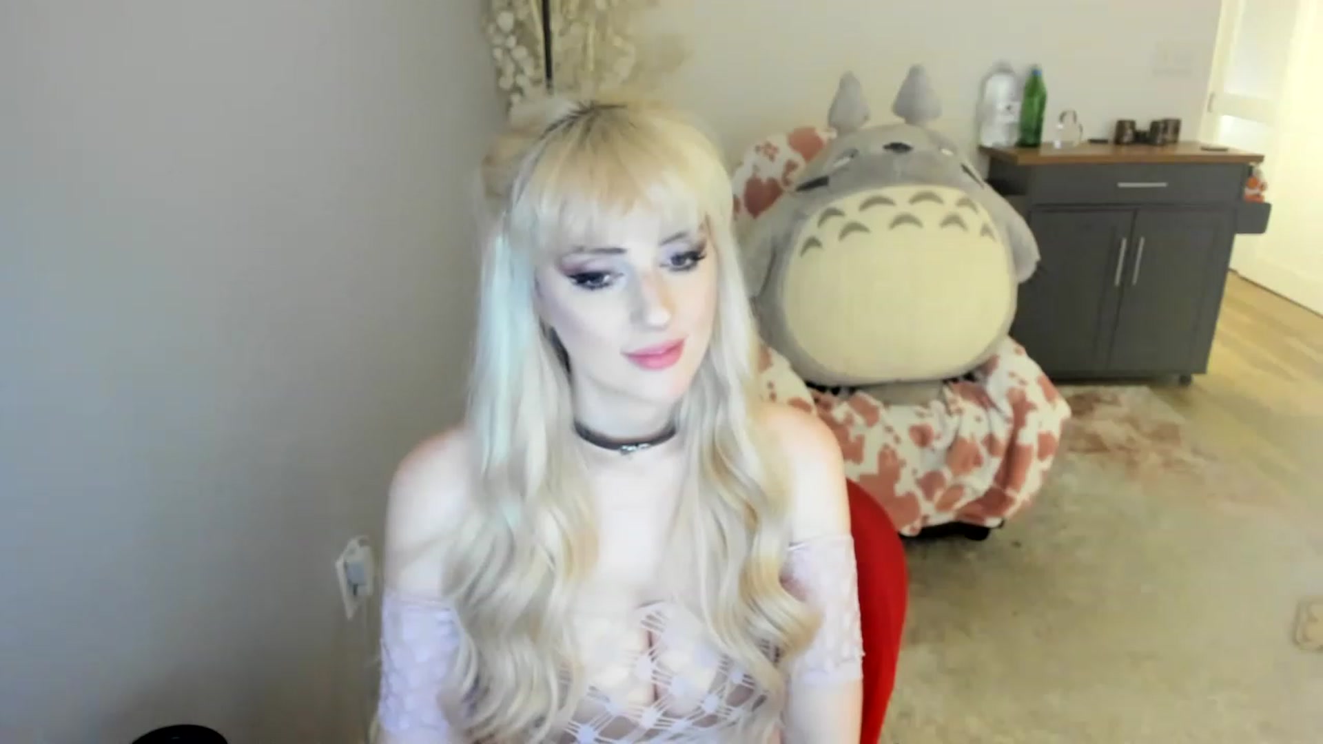 Gallery image thumbnail from MilkCuckDomme's myfreecams stream on, 06/16/2023, 12:02 image 18 of 20