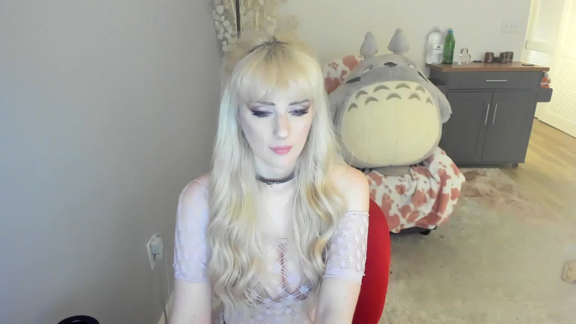 Gallery image thumbnail from MilkCuckDomme's myfreecams stream on, 06/16/2023, 14:32 image 14 of 20