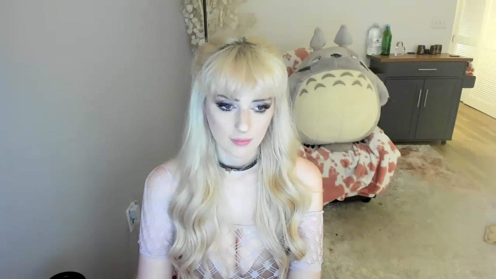 Gallery image thumbnail from MilkCuckDomme's myfreecams stream on, 06/16/2023, 14:32 image 20 of 20