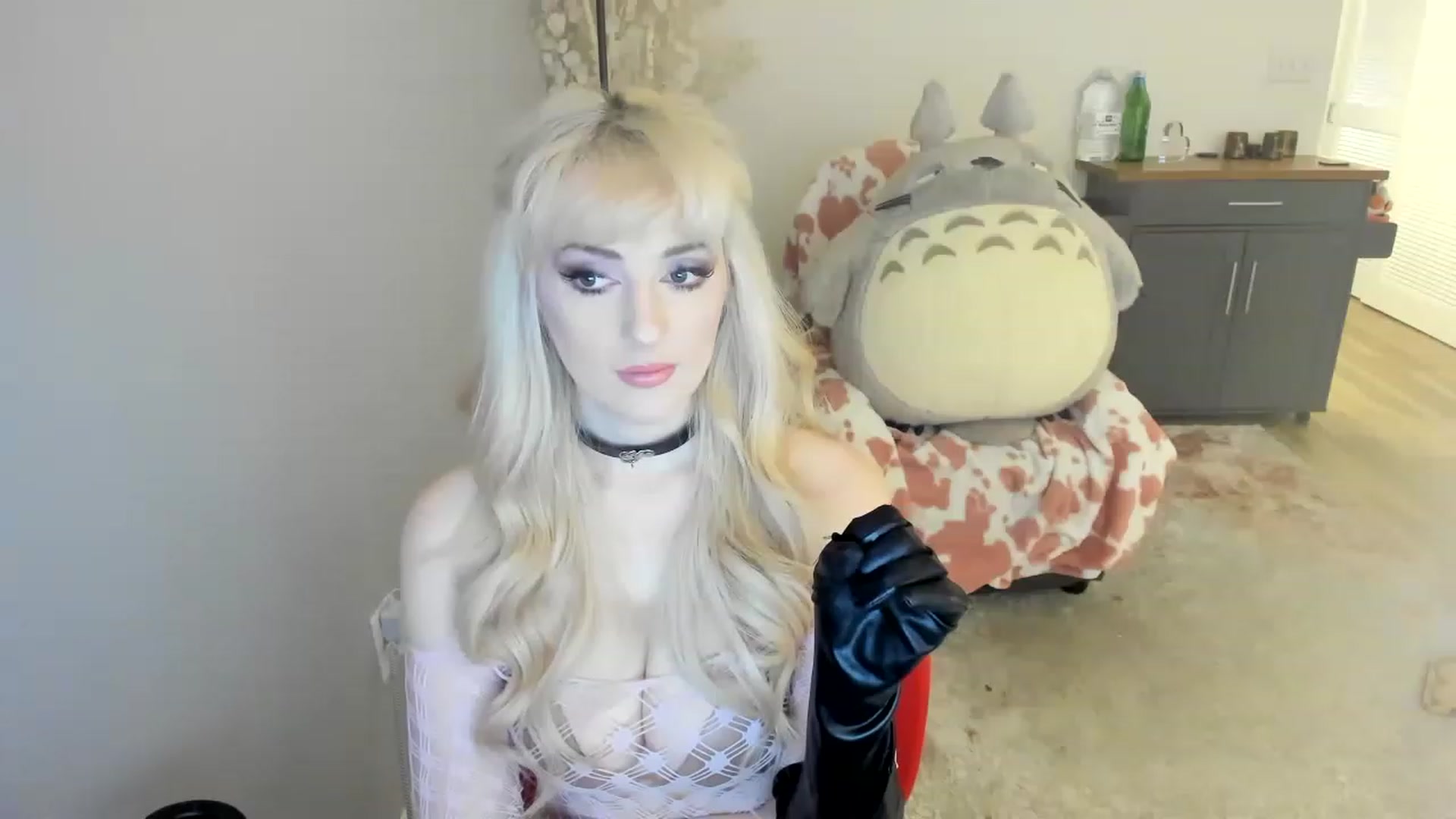 Gallery image thumbnail from MilkCuckDomme's myfreecams stream on, 06/17/2023, 24:30 image 3 of 20