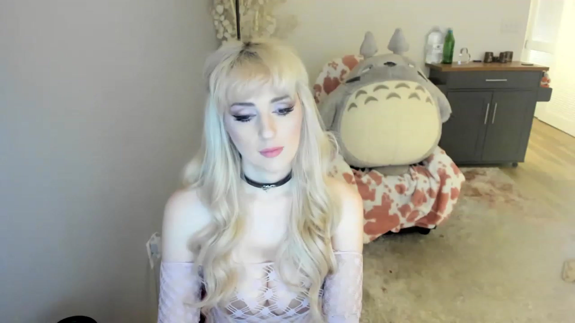 Gallery image thumbnail from MilkCuckDomme's myfreecams stream on, 06/17/2023, 03:08 image 6 of 20