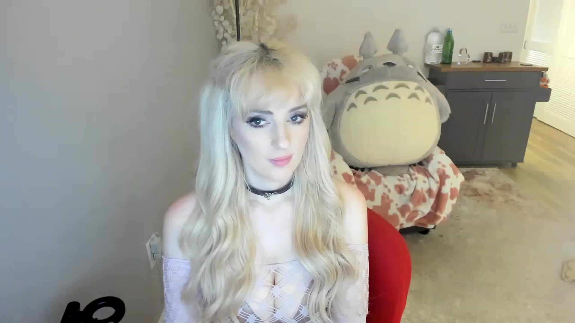 Gallery image thumbnail from MilkCuckDomme's myfreecams stream on, 06/17/2023, 11:08 image 19 of 20