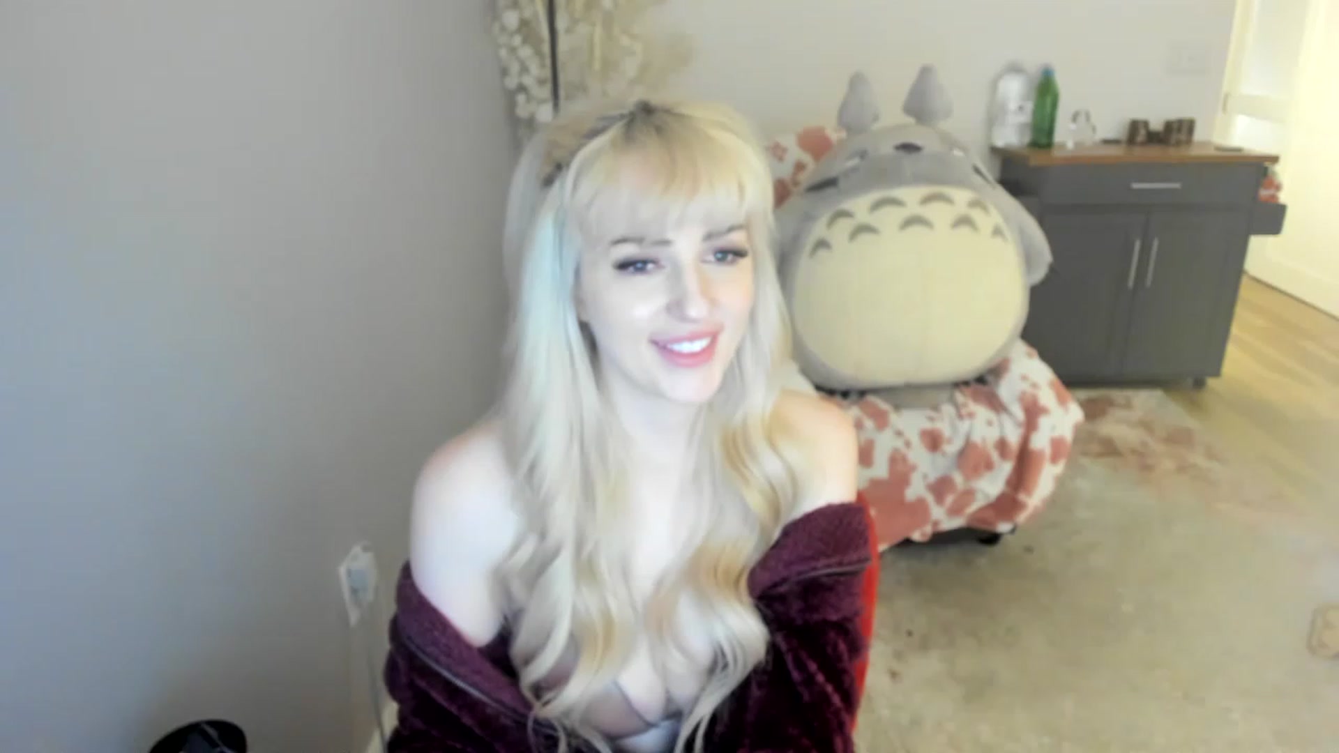Gallery image thumbnail from MilkCuckDomme's myfreecams stream on, 06/17/2023, 23:21 image 4 of 20