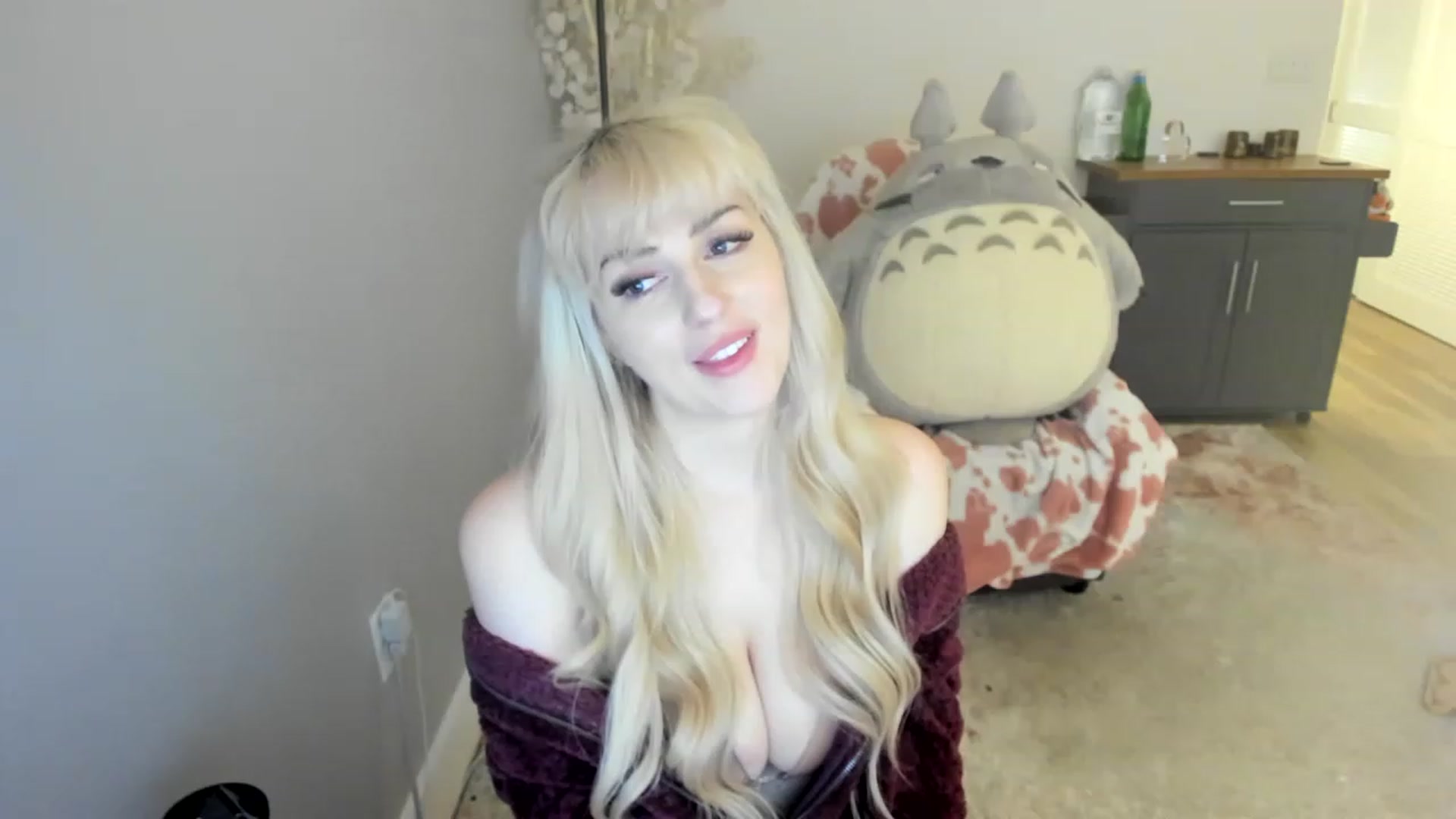 Gallery image thumbnail from MilkCuckDomme's myfreecams stream on, 06/17/2023, 23:21 image 3 of 20