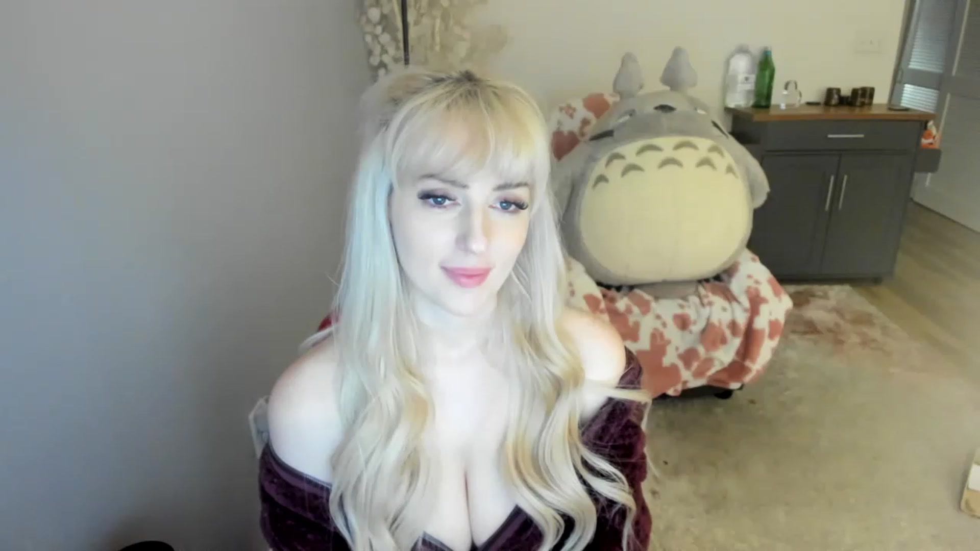 Gallery image thumbnail from MilkCuckDomme's myfreecams stream on, 06/18/2023, 11:17 image 5 of 20