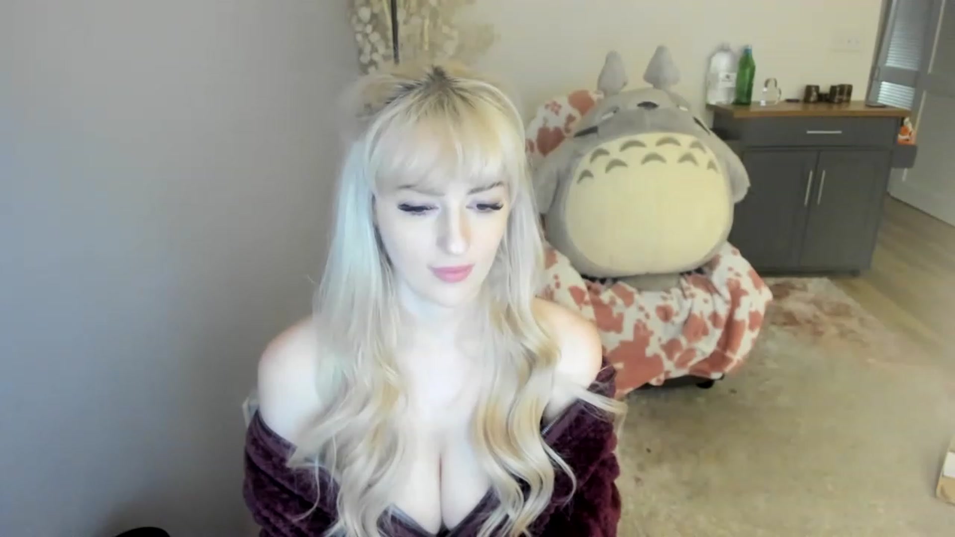 Gallery image thumbnail from MilkCuckDomme's myfreecams stream on, 06/18/2023, 11:17 image 11 of 20