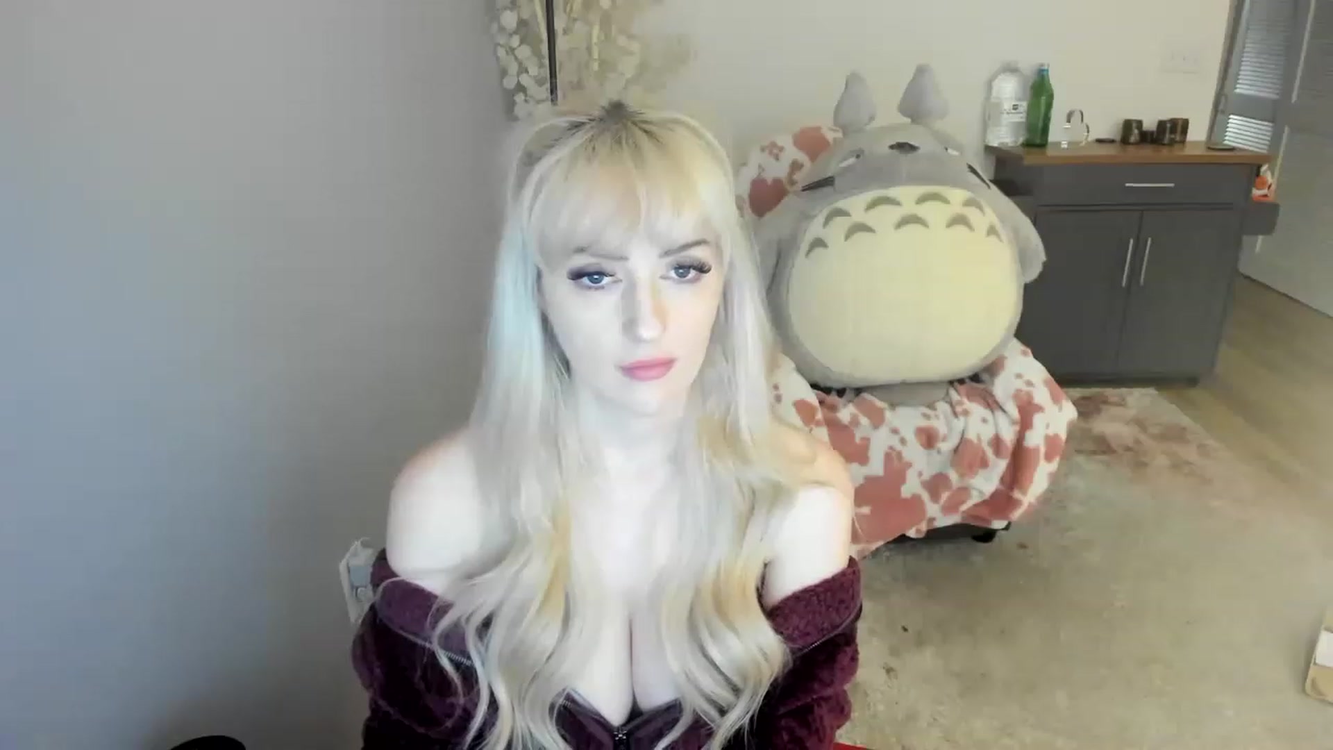 Gallery image thumbnail from MilkCuckDomme's myfreecams stream on, 06/18/2023, 12:41 image 19 of 20