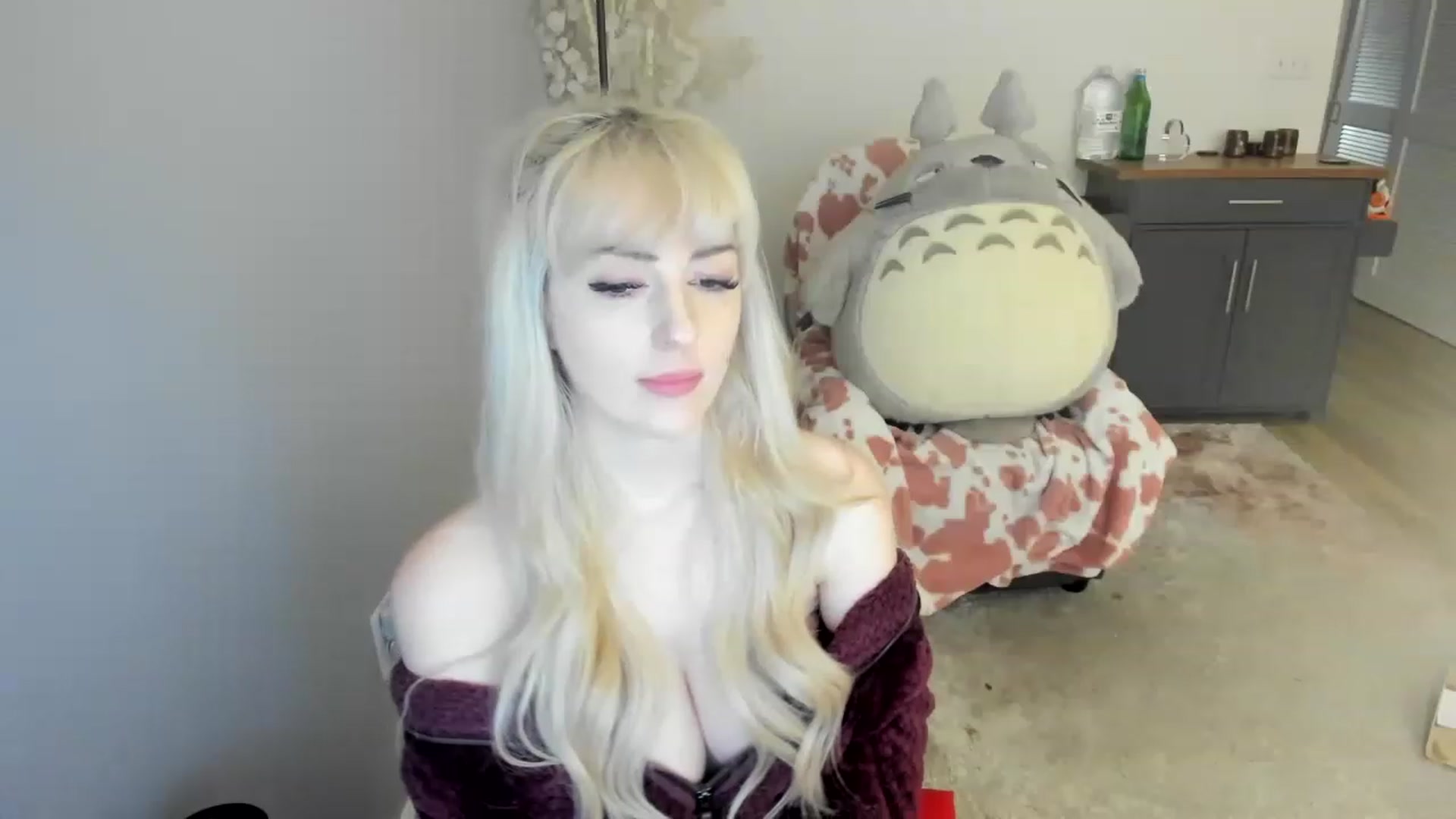 Gallery image thumbnail from MilkCuckDomme's myfreecams stream on, 06/18/2023, 12:41 image 12 of 20