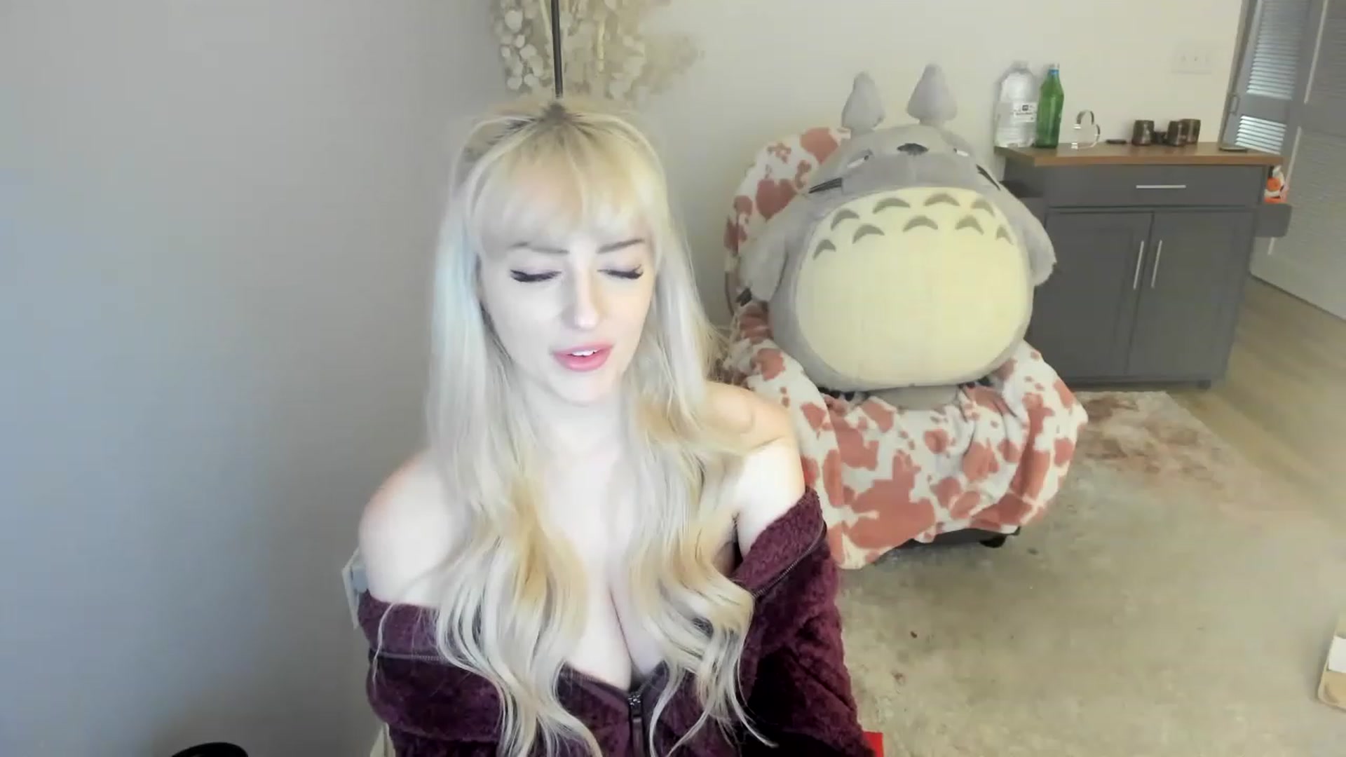 Gallery image thumbnail from MilkCuckDomme's myfreecams stream on, 06/18/2023, 12:41 image 11 of 20