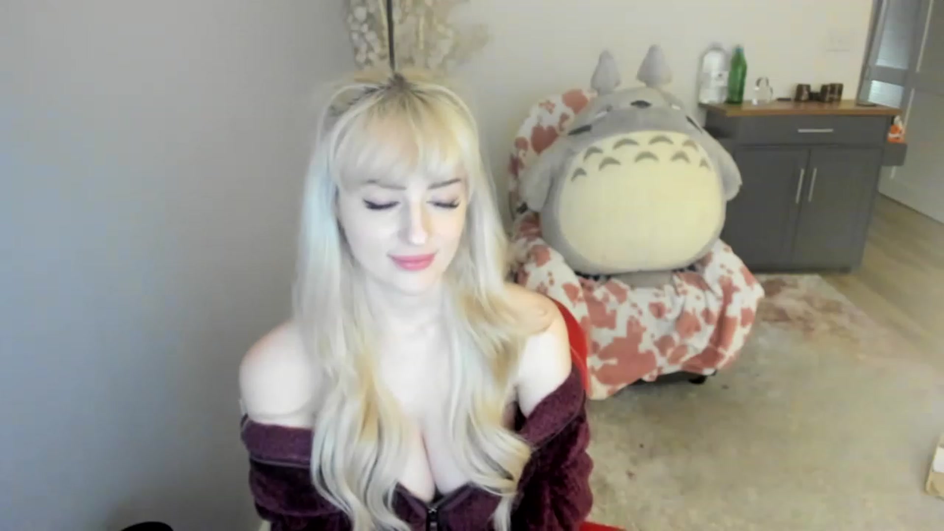 Gallery image thumbnail from MilkCuckDomme's myfreecams stream on, 06/18/2023, 12:41 image 7 of 20
